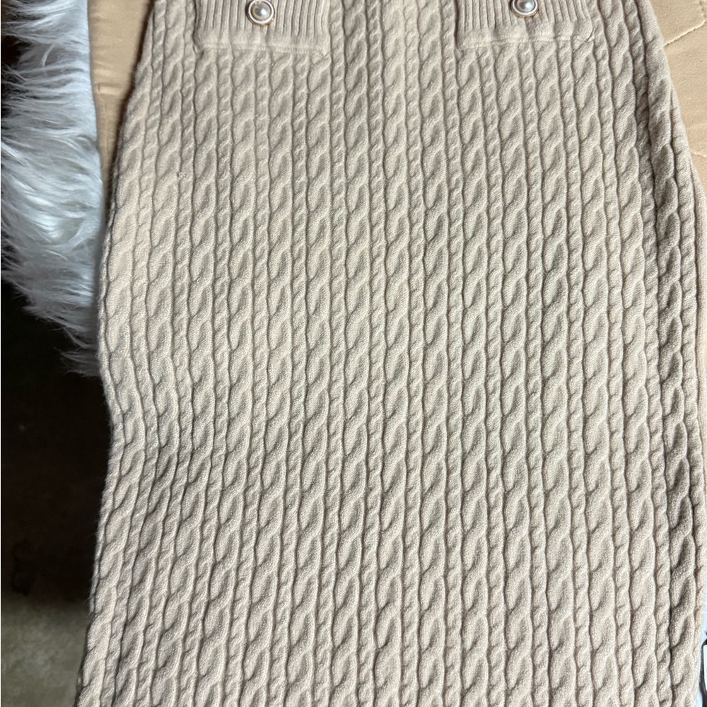 Chic Cable Knit Pencil Skirt in Tan